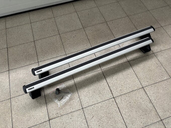 Škoda Rapid střešní uzamykatelné nosiče THULE - 3