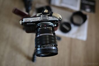 📸 M.Zuiko 17mm f/1.2 PRO (Full Box) + Olympus E-PM2 + přísl - 3
