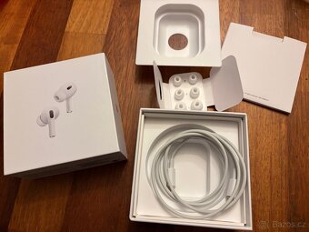 Apple Air Pods 2 Pro - 3