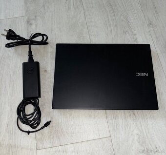 NEC Versa Pro - Core i5 10gen. - 1TB SSD - UHD - 3