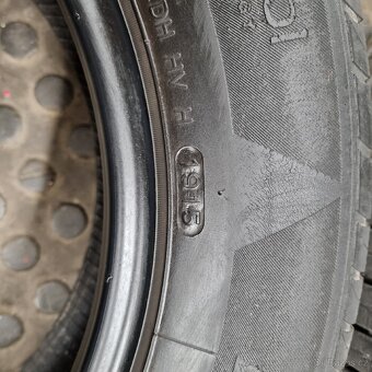 4x Letní 195/65 R15 2x6, 2x5mm
- 3