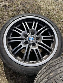 BMW originál kola M3 e46 r18 dvou rozměrné - 3