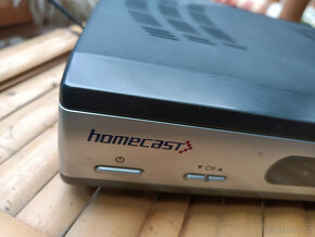 Satelitní přijímač HOMECAST vč. ovladače - 3