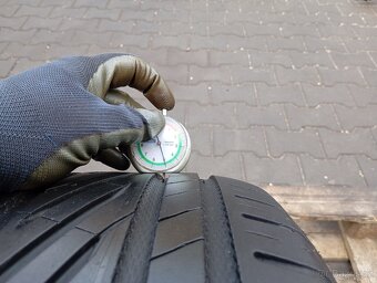 215/50/17 letní pneu uniroyal - 3