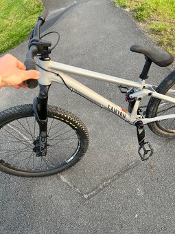 Slopestyle kolo Canyon stitched 720 pro - 3