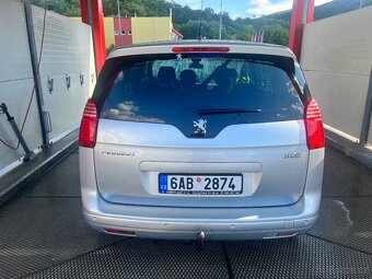 Peugeot 5008 2.0 HDi – 2011, motor k.o., na ND / jako celek - 3