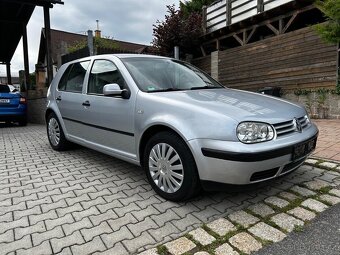 Volkswagen Golf 1.6i 16V 77kW CLIMATRONIC - 3