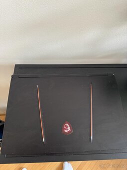 MSI Notebook Raider 8SG - 3