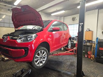 Volkswagen up - 3