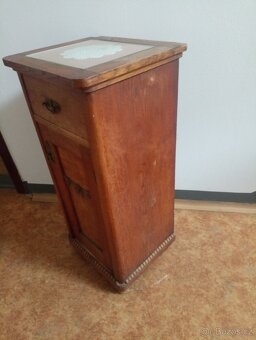 Noční stolek retro - 3