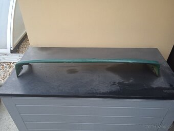 Spojler přední okno - 3