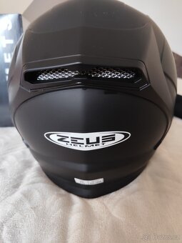 Helma na motorku. - 3