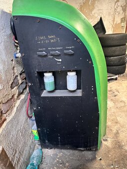 Plnička klimatizace GOLEMTECH X520 - R-134a - 3