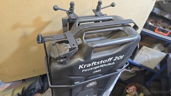 Wehrmacht koš na kanystr 20L - 3