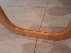 Zrcadlo v dřevěném rámu - 3