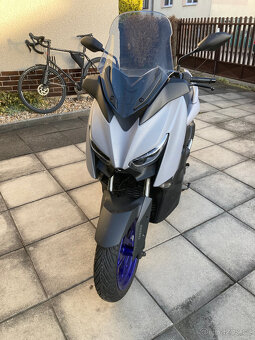Yamaha XMAX 300 - 3