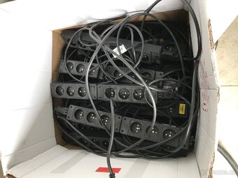 Zásuvková lišta, prodlužovací kabel - 3