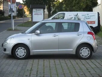 Suzuki Swift 1.3DDis - 3
