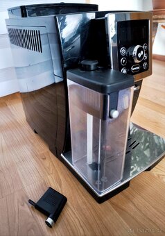 Automatický kávovar DeLonghi Cappuccino ECAM 23 - 3