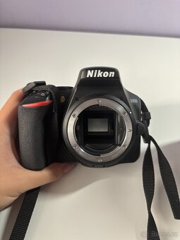 Nikon D3500 - 3