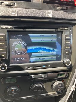 Prodám autorádio ISUDAR pro VW nebo Škoda - 3