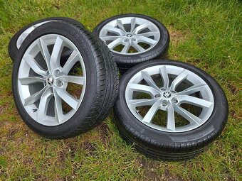 Kompletní letní Alu kola Škoda MODUS - 235/45 R18 - 5x112 - 3