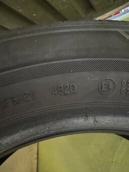 Barum Bravuris5 215/55 r16 93V - 3