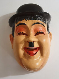 Starožitné karnevalové masky - Laurel, Hardy, blondýna - 3