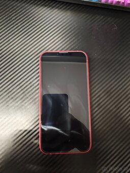 Prodám iPhone 13 128GB (PRODUCT)RED – Krásný stav - 3