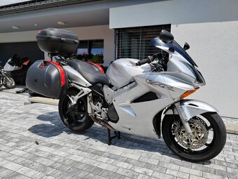 Honda vfr 800 V-tech - 3