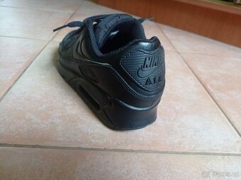 Jako nové kožené tenisky Nike - vel. 42,5 - 3