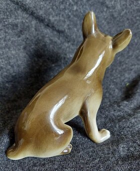 porcelánové figurky psích krasavců 2 - 3