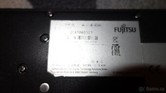 Fujitsu LifeBook T939 - 3