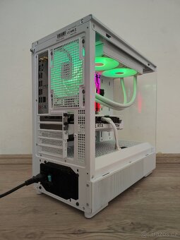 Herní PC: RTX 5070, R7 7700x, 32Gb ram DDR5, ZÁRUKA - 3