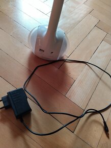 Prodám led lampičku s bluetooth reproduktorem - 3