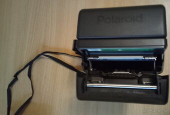 Retro fotoaparát Polaroid 636 - 3