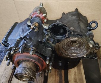 REDUKČNÍ PŘEVODOVKA TATRA DLOUHÝ PODVOZEK TRAKTORU - 3