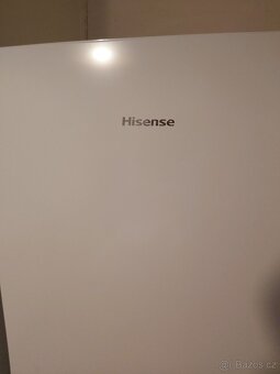 LEDNICE HISENSE 1ROK STARÁ - 3