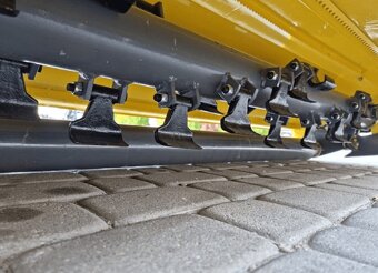 Svahový mulčovač hydraulicky PRO - 3