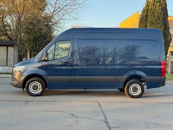 Mercedes Benz 907 Sprinter - 3