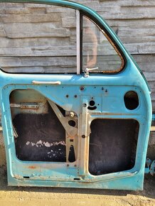 dveře škoda 1202 - 3