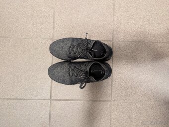 Under Armour HOVR Phantom NC vel. 44,5 - 3