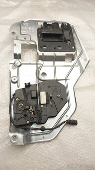 VW Transporter T5 - MECHANISMUS LZ VRAT - 3