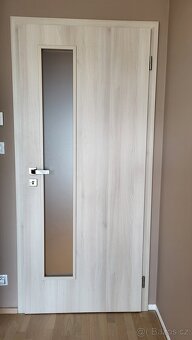 Dveře včetně obložek a kování - 3