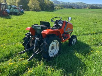 JAPONSKÝ MALOTRAKTOR KUBOTA ASTE A-15 4X4 - 3