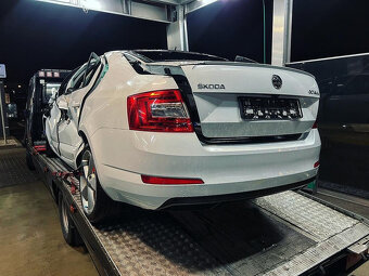 Vůz na náhradní díly Škoda Octavia 3 sedan 2016 CUN RBQ LS9R - 3
