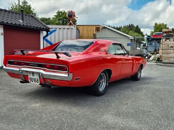 Dodge Charger RT - 3