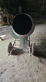 Stavební míchačka. - 3