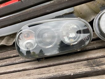 VW Golf 4 - 3