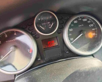 Peugeot 207 1,4 - 3